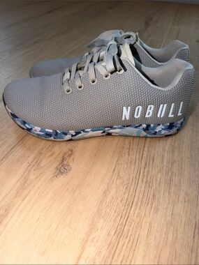 NoBull Women’s 9 Men’s 7.5 Camouflage Camo Gray Blue Arctic Wild Athletic Shoes